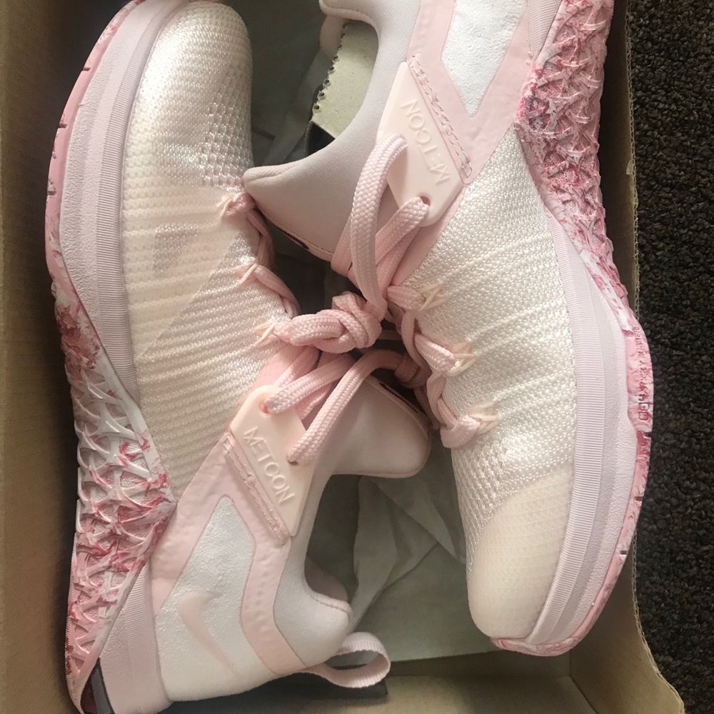 Brand new nike metcons